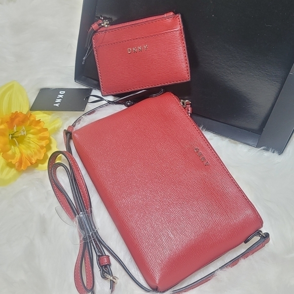 DKNY TOP ZIP AND CROSSBODY RED NEW. - Picture 8 of 8